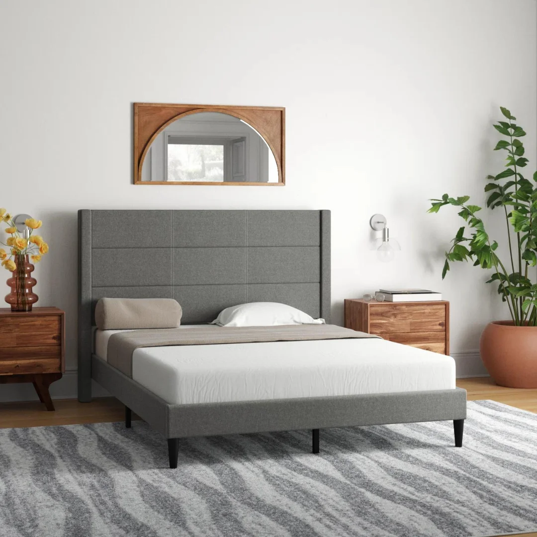 Quality and comfort in a Queen Size Bed.